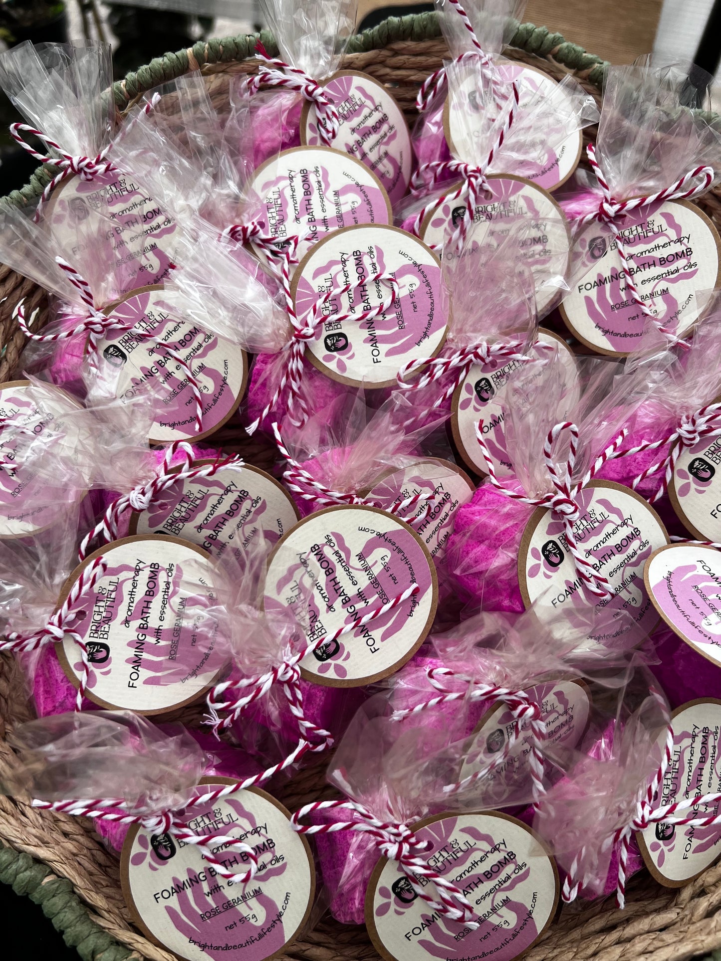 Rose Geranium Foaming Bath Bomb