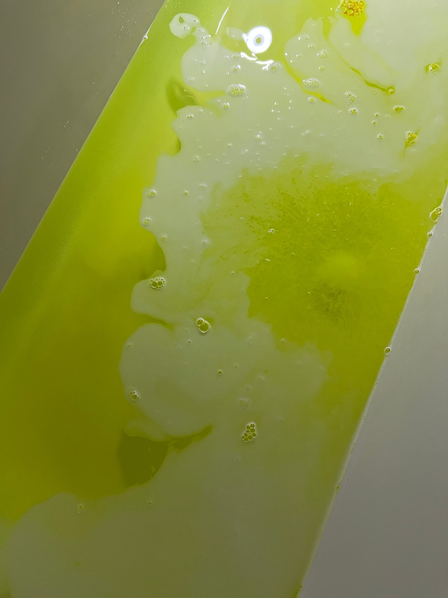 Sandalwood Amyris EO Bath Bomb